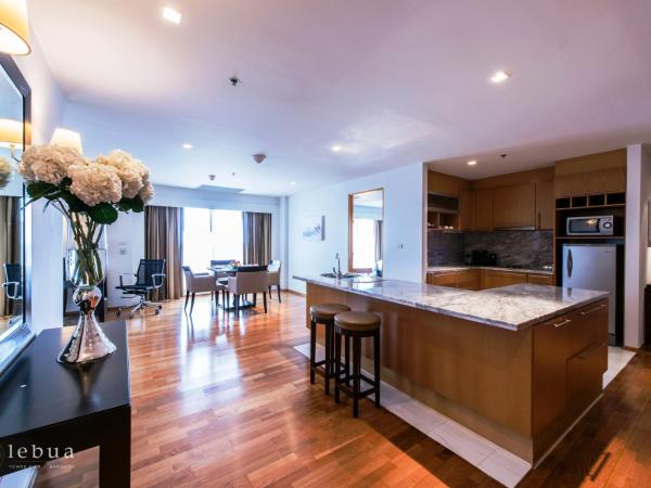 Tower Club at lebua : photo 5 de la chambre suite tower club 2 chambres avec salon