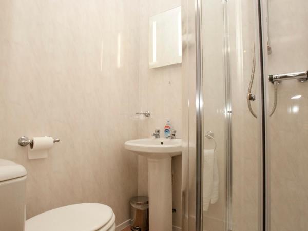 Valentine Lodge Over 21 Adult Couples Only : photo 1 de la chambre chambre lit king-size supérieure