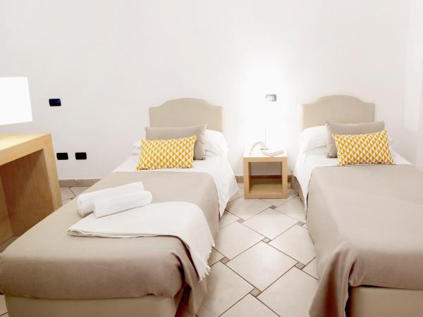 Hotel Rivage : photo 7 de la chambre chambre familiale