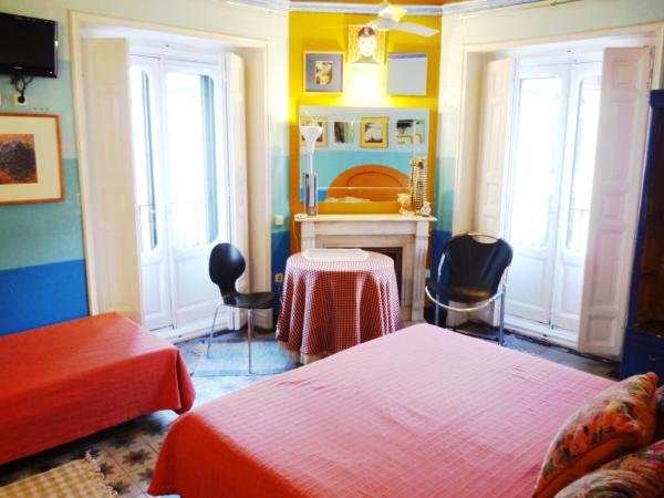 Casa de Huespedes Dolce Vita : photo 1 de la chambre chambre lits jumeaux avec salle de bains commune