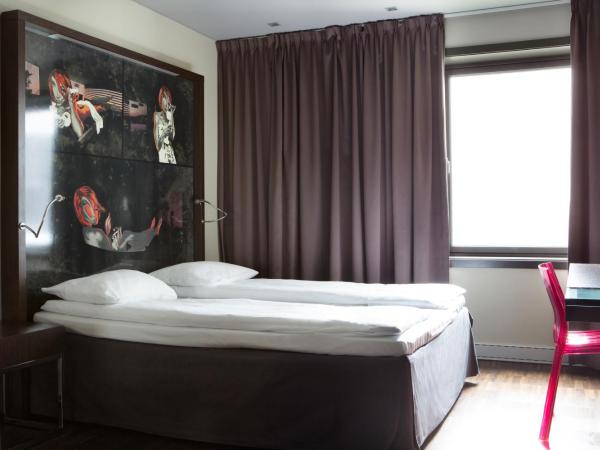 Comfort Hotel Square : photo 2 de la chambre chambre double ou lits jumeaux supérieure