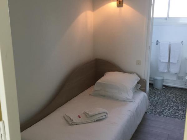 Hôtel Beau Rivage : photo 3 de la chambre chambre familiale - vue sur mer