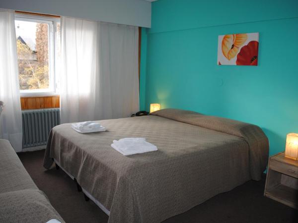 Hotel Flamingo : photo 10 de la chambre chambre triple