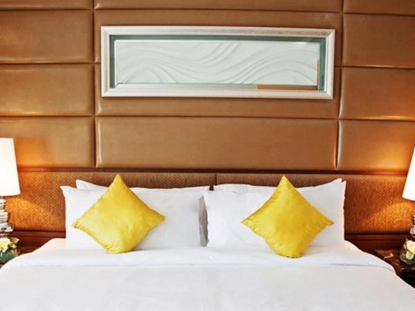 Intimate Hotel Pattaya - SHA Extra Plus : photo 2 de la chambre chambre double de luxe avec baignoire spa