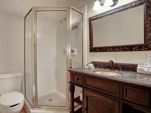 Sara's Inn on the Boulevard : photo 4 de la chambre chambre lit king-size