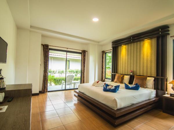 Lanta Nice Beach Resort - SHA Extra Plus : photo 5 de la chambre hébergement supérieur - côté jardin