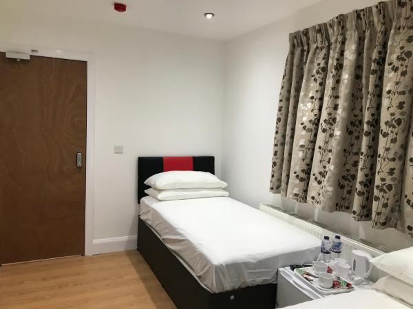 Oxford Bed and Breakfast : photo 4 de la chambre chambre lits jumeaux avec douche