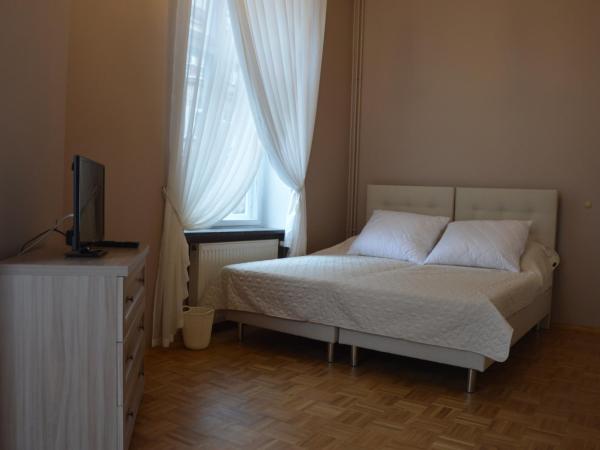 Ada Aparthouse : photo 1 de la chambre chambre double standard avec salle de bains commune