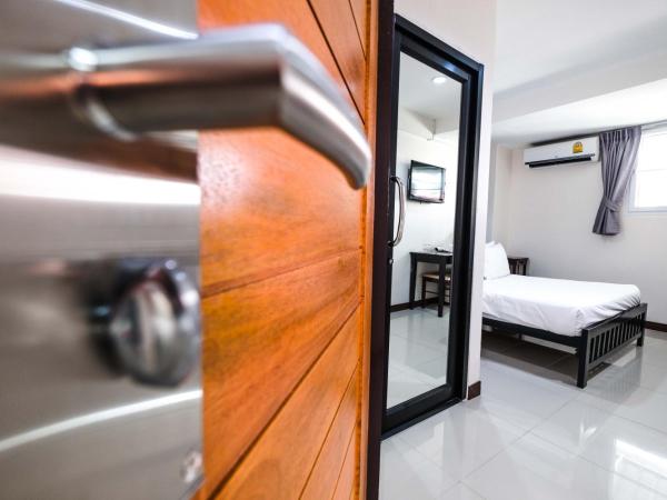 Don Muang Hotel : photo 8 de la chambre hébergement Économique