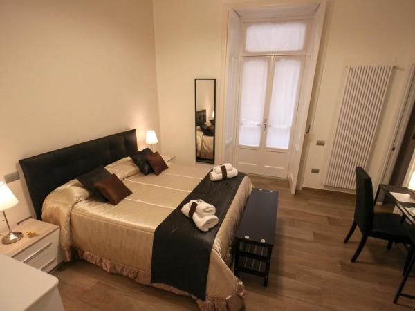 B&B Il Ritratto : photo 1 de la chambre chambre double avec salle de bains privative