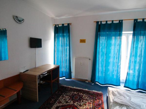 Hotel Ahrberg Viertel : photo 1 de la chambre chambre double avec salle de bains commune