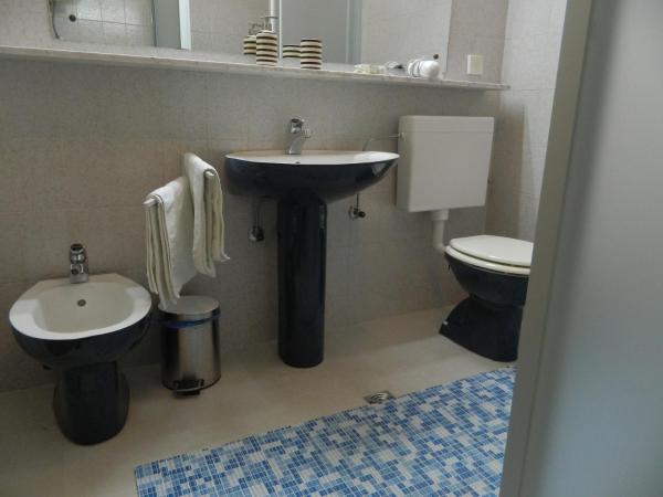 Rooms Vjera : photo 3 de la chambre chambre standard double avec salle de bains privative séparée