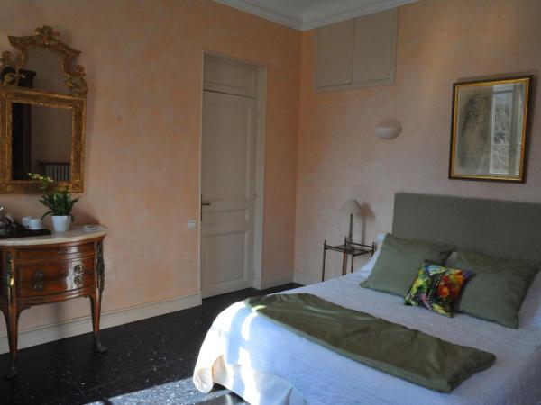 Villa Valflor chambres d'hôtes et appartements : photo 2 de la chambre chambre double confort