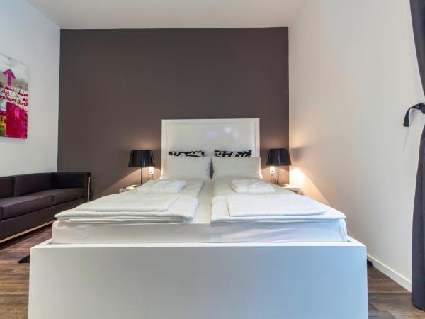 Priuli Luxury Rooms : photo 3 de la chambre chambre double confort avec canapé - bâtiment principal - 1 rue sinjska