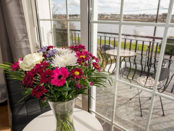 The Light House : photo 6 de la chambre chambre double avec balcon - vue sur mer