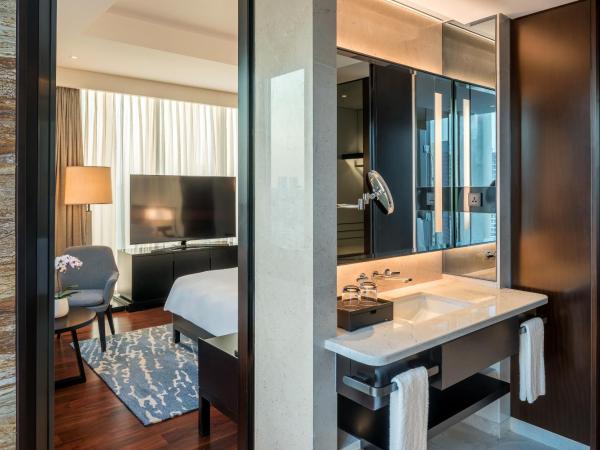 Hyatt Regency Shanghai Global Harbor : photo 2 de la chambre chambre lit king-size – vue sur ville