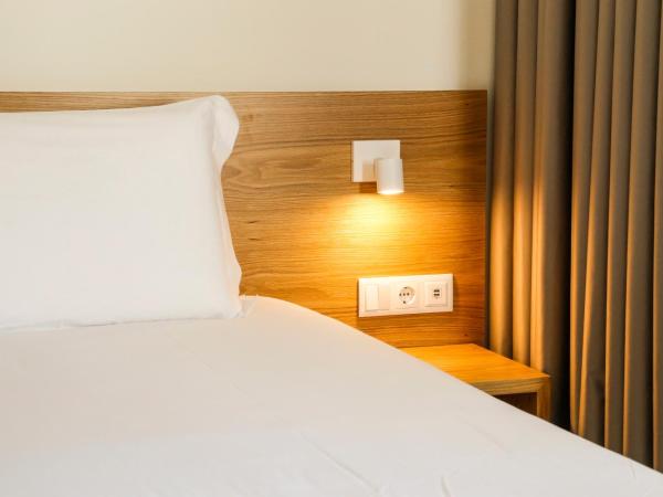 Hotel Spot Family Suites : photo 6 de la chambre suite principale supérieure