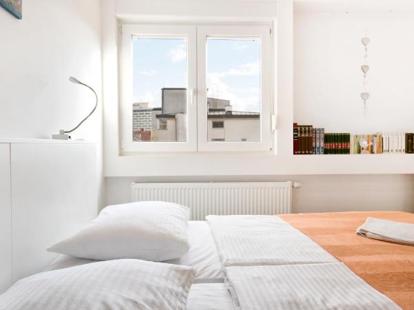 Tia Apartments and Rooms : photo 1 de la chambre chambre lits jumeaux confort