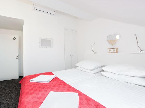 Tia Apartments and Rooms : photo 1 de la chambre chambre lits jumeaux standard