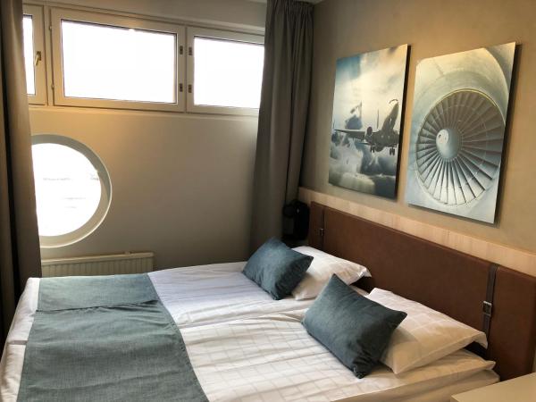 Pilot Airport Hotel : photo 5 de la chambre chambre double standard