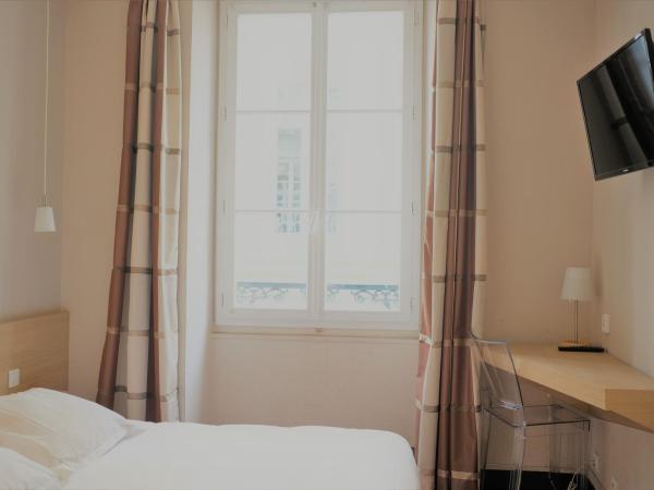 Hotel Gambetta : photo 2 de la chambre chambre double – vue sur ville
