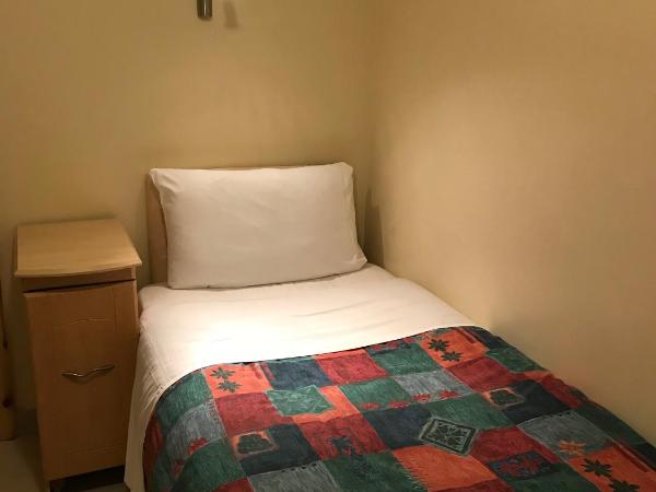 Seven Dials Hotel : photo 1 de la chambre chambre simple avec salle de bains privative - sous-sol uniquement