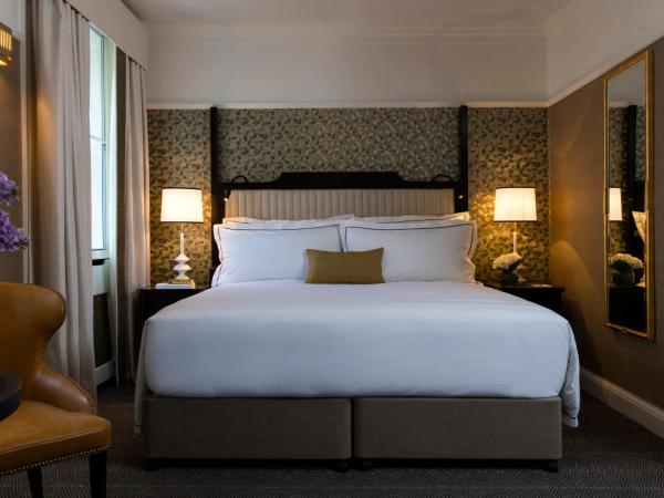 The Academy - Small Luxury Hotels of the World : photo 2 de la chambre chambre lit king-size bloomsbury
