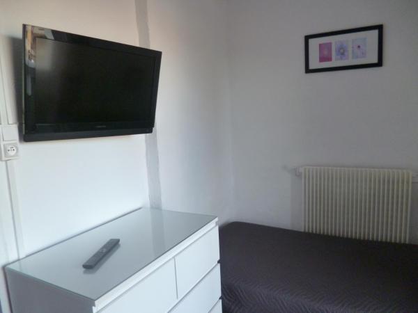 Hôtel le Calypso : photo 2 de la chambre chambre lits jumeaux avec terrasse