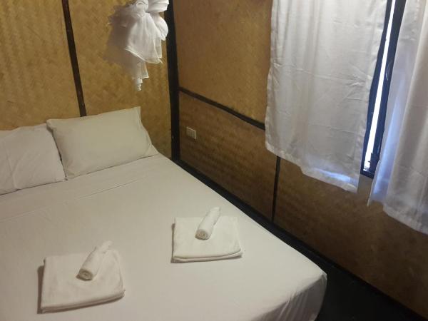 Eco Lanta Hideaway Beach Resort : photo 4 de la chambre bungalow familial