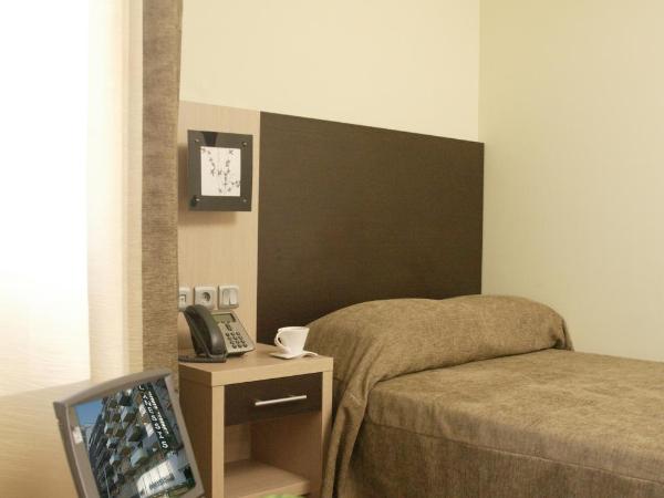 Anessis : photo 2 de la chambre chambre simple intérieure