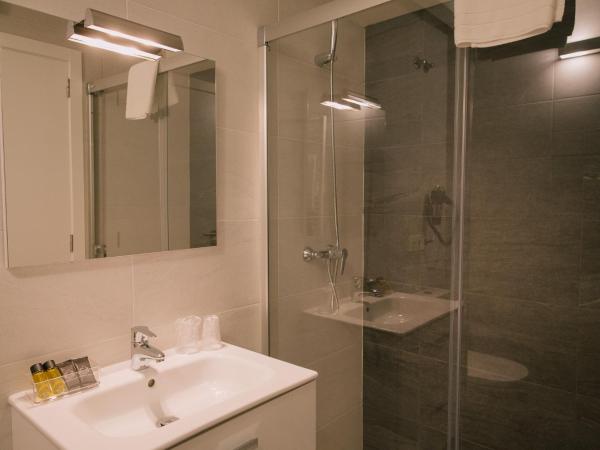 Os Sobriños Do Pai : photo 1 de la chambre chambre familiale supérieure