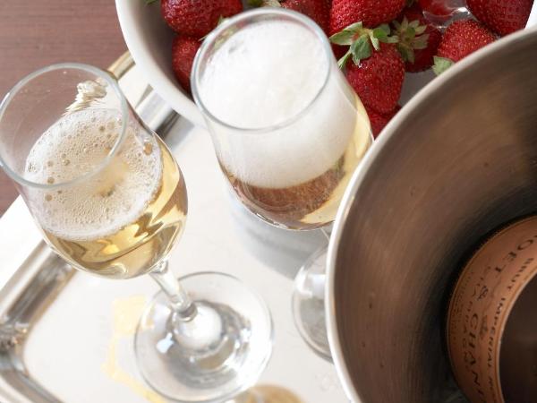 Grand Beach Hotel : photo 6 de la chambre grande suite avec piscine privée