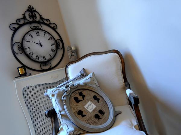 La Garçonniere-Suite in Salerno centro : photo 8 de la chambre suite