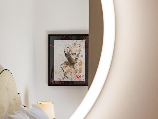 Maison Du Collectionneur : photo 7 de la chambre chambre double deluxe avec baignoire