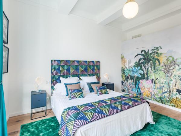 Maison Du Collectionneur : photo 2 de la chambre chambre double deluxe avec douche