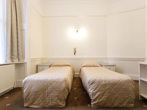 Jesmond Hotel : photo 5 de la chambre chambre double ou lits jumeaux avec salle de bains