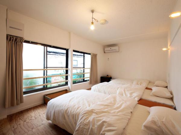 2no HOME & PARK : photo 3 de la chambre chambre triple - réservée aux femmes