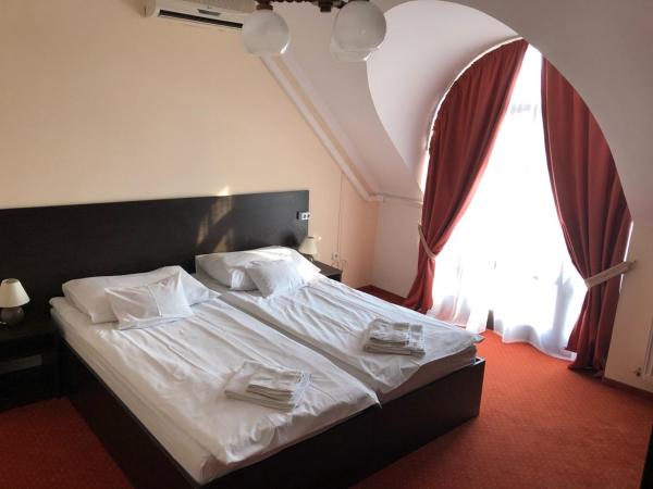 Karikas Hotel : photo 7 de la chambre chambre double ou lits jumeaux avec balcon