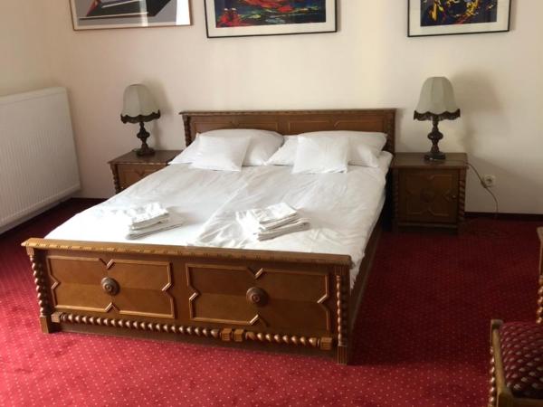 Karikas Hotel : photo 1 de la chambre chambre familiale avec balcon