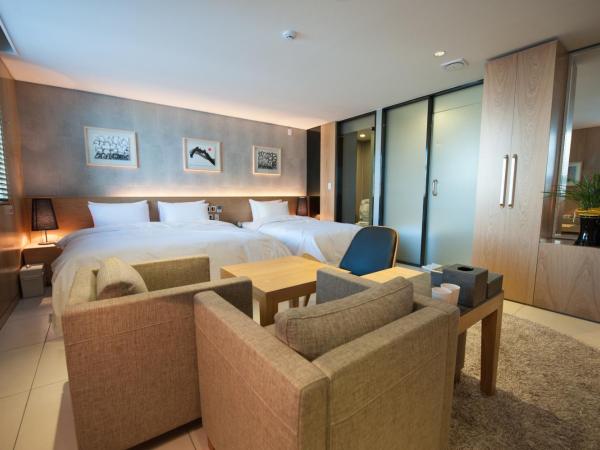 Rian Hotel : photo 10 de la chambre chambre familiale avec baignoire (3 adultes)