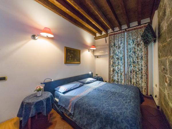 Affittacamere Bed and Breakfast San Lorenzo : photo 10 de la chambre chambre double ou lits jumeaux Économique 