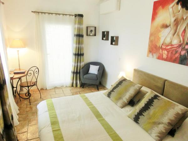 Villa Azur Golf : photo 1 de la chambre chambre double confort