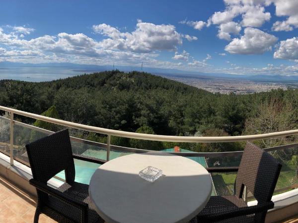 Philippion : photo 4 de la chambre suite junior - vue sur piscine