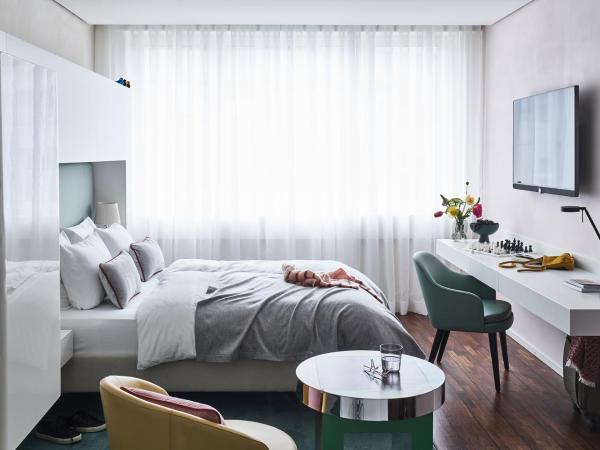 SIDE, Hamburg, a Member of Design Hotels : photo 1 de la chambre chambre double supérieure