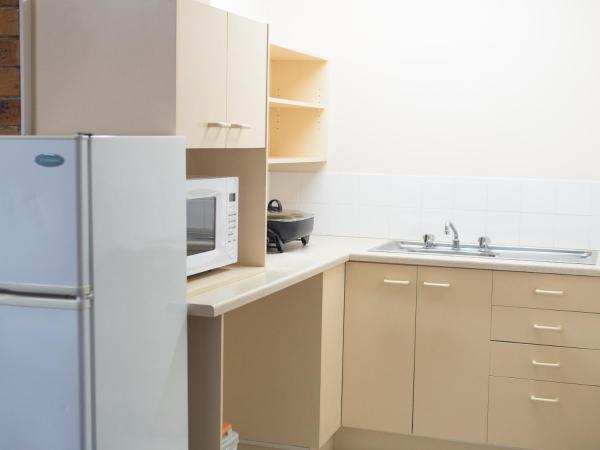 Sunnybank Star Hotel : photo 3 de la chambre chambre familiale avec kitchenette