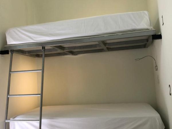 Hostel Tropico 20º OceanFront : photo 1 de la chambre lit dans dortoir mixte de 4 lits