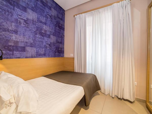 Airone Hotel : photo 3 de la chambre chambre lits jumeaux Économique avec salle de bains privative