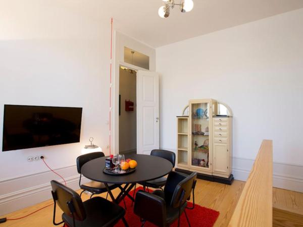 14º Esquadra — Cais das Pedras Guest House : photo 9 de la chambre chambre double avec salle de bains privative