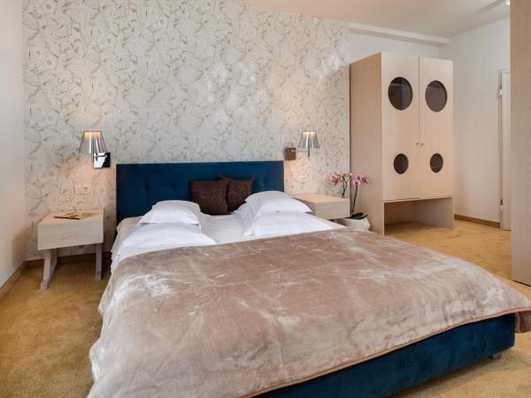 Boban Luxury Suites : photo 2 de la chambre chambre double - vue sur mer