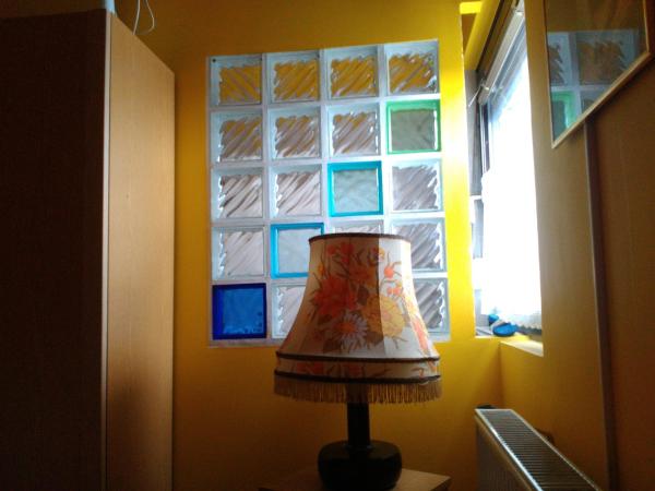 Napfény villa : photo 2 de la chambre chambre simple avec baignoire